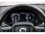 Volvo XC40 1.5 T4 Plug-in hybrid Plus Dark | Panoramadak | Trekhaak | Adaptieve Cruise Control | Blis | Stoel en Stuurwiel verwarming |