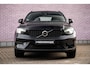 Volvo XC40 1.5 T4 Plug-in hybrid Plus Dark | Panoramadak | Trekhaak | Adaptieve Cruise Control | Blis | Stoel en Stuurwiel verwarming |
