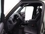 Land Rover Defender 2.0 P300e 110 X-Dynamic SE