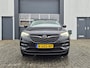 Opel Grandland X 1.2 130PK | Turbo Edition | Parkersensoren V + A | Cruise control | Afneembare trekhaak | Armsteun voor | 17 inch LMV | Airco | Buitenspiegels elektrisch verstel- en verwarmbaar | Buitenspiegels in carrosseriekleur