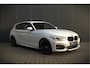 BMW 1-Serie 118i Corporate Lease Executive M Sport | Automaat | Stuurverwarming | Stoelverwarming | NAP | Keyless | Cruise Control | PDC | Shadow line | Digital Dash | Navigatie Business | Led | Dealer Onderhouden |