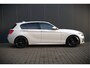 BMW 1-Serie 118i Corporate Lease Executive M Sport | Automaat | Stuurverwarming | Stoelverwarming | NAP | Keyless | Cruise Control | PDC | Shadow line | Digital Dash | Navigatie Business | Led | Dealer Onderhouden |