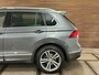 Volkswagen Tiguan 2.0 TSI 4Motion Highline R-Line | Panoramadak | PDC voor + achter | Elekt. Trekhaak