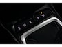 Opel Crossland 1.2 110PK | Turbo Elegance | Parkeersensoren V + A | Panaromadak | Achteruitrijcamera | Armsteun voor | Navigatie | Airco | Armsteun voor | Cruise control | Lichtmetalen velgen 16"
