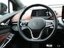Volkswagen ID.4 Business 77 kWh | SoH 92,7 % | Apple Carplay | Navigatie | Voorstoelen verwarmd | Wifi | Achteruitrij camera | Parkeersensoren voor en achter | Spraakbediening |