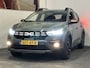 Dacia Sandero STEPWAY AUTOMAAT 1.0 TCE 90 EXTREME NIEUWSTAAT !! TREKHAAK NAVIGATIE APPLE CARPLAY ACHTERUITRIJ CAMERA CRUISE CONTROL CLIMATE CONTROL Brgl