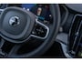 Volvo XC90 T8 Plug-in hybrid AWD Ultra Black Ed. Exec. | Long Range | Google | Adaptieve Cruise Control | Bowers & Wilkins Audio | Memory | Gelamineerde Zijruiten | Luchtvering | Elek. Stoelen | Massage | Keyless | Elek. Achterklep | Schuif-/Kanteldak | Zitverlening | Getint Glas |  22" LM