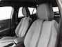 Peugeot 2008 SUV Allure 100pk | Navigatie | Achteruitrijcamera | Climate Control | Cruise Control | Parkeersensoren v+a | Draadloze Apple Carplay / Android Auto | Digitaal instrumentenpaneel | Armsteun | Elektrisch inklapbare spiegels | DAB+ radio | Led koplampen | Donker getint glas | 17" lichtmetalen velgen |