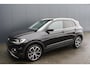 Volkswagen T-Cross 1.0 TSI Style RIJKLAAR - 1e EIGENAAR - NAVIGATIE - AUTOMAAT- VIRTUEEL COCKPIT