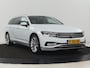 Volkswagen Passat 1.5 TSI Comfort Business | Stoelverwarming | Leder/Alcantara | Trekhaak | Adaptive cruise | Navigatie | Full LED | Parkeerhulp | Climate control | Bluetooth