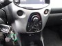 Toyota Aygo 1.0 VVT-i x-play Airco, achteruitrij camera, elektrische ramen, centrale vergrendeling, Apple carplay, Android Auto, enz.