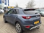 Kia Stonic 1.0 T-GDi 120pk DynamicLine | All Season Banden | Navigatie | Parkeer Sensoren | Achteruitrij Camera | Apple Carplay & Android Auto
