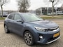 Kia Stonic 1.0 T-GDi 120pk DynamicLine | All Season Banden | Navigatie | Parkeer Sensoren | Achteruitrij Camera | Apple Carplay & Android Auto