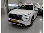Mitsubishi Eclipse Cross 2.4 PHEV Instyle Trekhaak Leer/Alcantara Camera Achterbank verwarmd App connect Navigatie 18 Inch Sportvelgen Plug-in Hybride Boekjes aanwezig Nette auto 4 Nieuwe banden Allseason