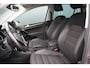 Volkswagen Golf 1.6 TDI Business Edition R Connected NAVIGATIE CAMERA