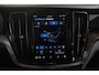 Volvo V60 2.0 B3 Core | Lederen bekleding | Stoel en stuurverwarming | Adaptieve Cruise Control | Parkeersensoren | Electrische bedienbare stoelen