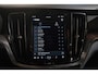 Volvo V60 2.0 B3 Core | Lederen bekleding | Stoel en stuurverwarming | Adaptieve Cruise Control | Parkeersensoren | Electrische bedienbare stoelen