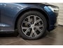 Volvo V60 2.0 B3 Core | Lederen bekleding | Stoel en stuurverwarming | Adaptieve Cruise Control | Parkeersensoren | Electrische bedienbare stoelen