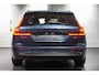 Volvo V60 2.0 B3 Core | Lederen bekleding | Stoel en stuurverwarming | Adaptieve Cruise Control | Parkeersensoren | Electrische bedienbare stoelen