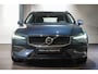 Volvo V60 2.0 B3 Core | Lederen bekleding | Stoel en stuurverwarming | Adaptieve Cruise Control | Parkeersensoren | Electrische bedienbare stoelen