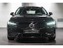 Volvo V60 2.0 B3 Plus Dark | Lederen bekleding | Stoel en stuurverwarming | Adaptieve Cruise Control | Parkeersensoren | Electrisch bedienbare voorstoelen