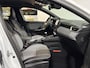 Renault Clio 90PK TCe GPF Techno | 9,3" Navi | Camera | Parkeersensoren | Digital Cockpit | Climate Control | Lichtmetalen Velgen | Full LED | Armsteun | Privacy Glass |