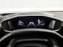 Peugeot 2008 1.2 PureTech Allure Sport 131Pk Automaat (VIRTUAL COCKPIT, APPLE CARPLAY, GROOT NAVI, GETINT GLAS, LEDER, SPORTSTOELEN, ZWART HEMEL, PARKEERSENSOREN, CRUISE, NIEUWSTAAT)