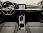 Volkswagen Golf 1.5 TSI Sport (SCHUIFDAK, 4 CILINDER, APPLE CARPLAY, GROOT NAVI, KEYLESS, STUUR/STOELVERWARMING, SPORTSTOELEN, ADAPTIVE CRUISE, PARKEERSENSOREN, NIEUWSTAAT)