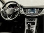 Opel Astra Sports Tourer 1.2 Sport (APPLE CARPLAY, NAVIGATIE, CAMERA, CLIMATE, SPORTSTOELEN, LM VELGEN, CRUISE, NIEUWSTAAT)