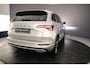 Skoda Karoq Sportline Business 1.5 TSI 150pk DSG Automaat Trekhaak, Adaptive cruise control, Achteruitrijcamera, Elektrische achterklep, Navigatie, LED matrix koplampen