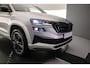 Skoda Karoq Sportline Business 1.5 TSI 150pk DSG Automaat Trekhaak, Adaptive cruise control, Achteruitrijcamera, Elektrische achterklep, Navigatie, LED matrix koplampen