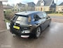 BMW iX xDrive40 SPORT 77 kWh 360 CAMERA HARMAN KARDON HEAD UP DISPLAY SFEERVERLICHTING TREKHAAK!!