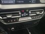 BMW 1-Serie 118i M-SPORT | Navigatie | Stoelen + Stuur verwarmbaar | Cruise Control | Electr. achterklep | Climate Control