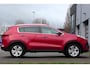 Kia Sportage 1.6 DynamicLine |Camera | Carplay |Vol. onderhouden | Rijklaarprijs! | 12 Maanden Garantie | Onderhoudsbeurt | Nieuwe APK | Mobiliteitservice