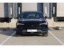 Volvo EX30 Single Motor Extended Range Plus Black Edition | Verwarmbare voorstoelen en stuurwiel | Premium audio by Harman Kardon |  Elektrisch verstelbare stoelen met memory functie | Adaptieve Cruise Control | Keyless entry | 20 inch zwarte velgen