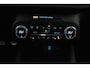 Ford Focus Wagon 1.0 EcoBoost Hybrid Vignale (PANORAMADAK, STOEL/STUUR VERWARMING, ACHTERUITRIJCAMERA, LANE-ASSIST)