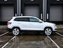 Skoda Karoq Style Business 1.5 TSI ACT 150pk Automaat DODE HOEK | 18''LM | TREKHAAK | ADAPT. CRUISE | PDC | NAVI | DAB