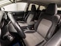 Toyota Auris Touring Sports 1.8 Hybrid Sport Automaat (GROOT NAVI, CLIMATE, GETINT GLAS, STOELVERWARMING, SPORTSTOELEN, CAMERA, KEYLESS, NIEUWSTAAT)
