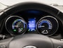 Toyota Auris Touring Sports 1.8 Hybrid Sport Automaat (GROOT NAVI, CLIMATE, GETINT GLAS, STOELVERWARMING, SPORTSTOELEN, CAMERA, KEYLESS, NIEUWSTAAT)