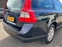 Volvo V70 2.5T Momentum AUT /Airco/Cruise/LMV/Elek. Pakket
