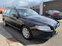 Volvo V70 2.5T Momentum AUT /Airco/Cruise/LMV/Elek. Pakket