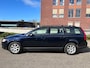 Volvo V70 2.5T Momentum AUT /Airco/Cruise/LMV/Elek. Pakket