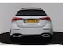 Mercedes-Benz A-klasse 200 Business Solution AMG (PANORAMADAK, SFEERVERLICHTING, PARKEERSENSOREN, STOELVERWARMING)