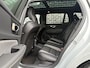 Volvo V60 2.0 T8 AWD Ultra Dark Performance Edition | Polestar Engineered Optimisation | 19" 5-triplespaaks Glossy Black Diamond Cut | Extra getint glas achter | Panoramisch schuif/kantel dak | 360 Camera | Head Up Display