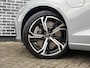 Volvo V60 2.0 T8 AWD Ultra Dark Performance Edition | Polestar Engineered Optimisation | 19" 5-triplespaaks Glossy Black Diamond Cut | Extra getint glas achter | Panoramisch schuif/kantel dak | 360 Camera | Head Up Display