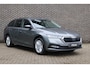 Skoda Octavia Combi 1.0 TSI 110pk Ambition | Navigatie | Volautomatische Airconditioning | All Season Banden