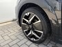 Peugeot 208 1.2 Hybrid 145 e-DCS6 GT | Automaat | Elektrische stoelen/stoel verwarming | 360 Camera | Adaptieve Cruise Control | Unieke uitvoering!