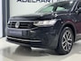 Volkswagen Tiguan 1.4 TSI eHybrid Business+ 245 PK Automaat / Navigatie full Map / Cruise control / Climate Control / Parkeer