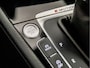 Volkswagen Golf Variant 2.0 TSI R 301Pk Automaat (PANORAMADAK, APPLE CARPLAY, NAVIGATIE, LEDER, KEYLESS, DYNAUDIO, CAMERA, ADAPTIVE CRUISE, MODE KNOP, GETINT GLAS, NIEUWSTAAT)