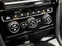 Volkswagen Golf Variant 2.0 TSI R 301Pk Automaat (PANORAMADAK, APPLE CARPLAY, NAVIGATIE, LEDER, KEYLESS, DYNAUDIO, CAMERA, ADAPTIVE CRUISE, MODE KNOP, GETINT GLAS, NIEUWSTAAT)